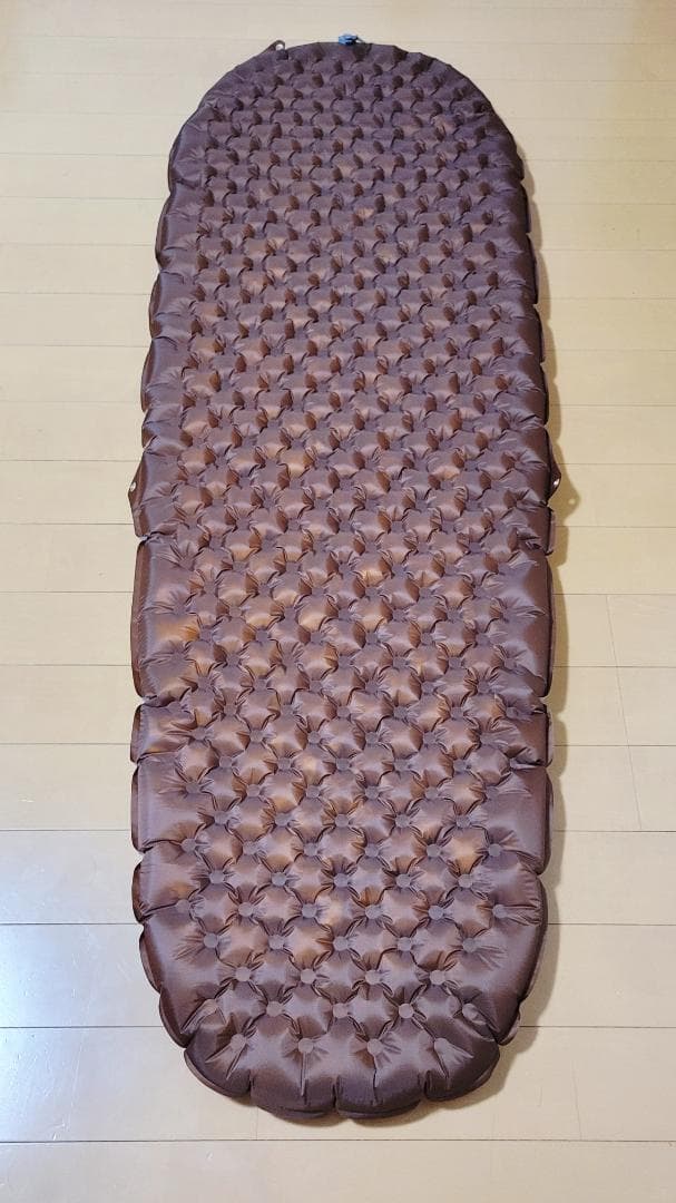 Naturehike スリーピングマット シルバー・ブラウン