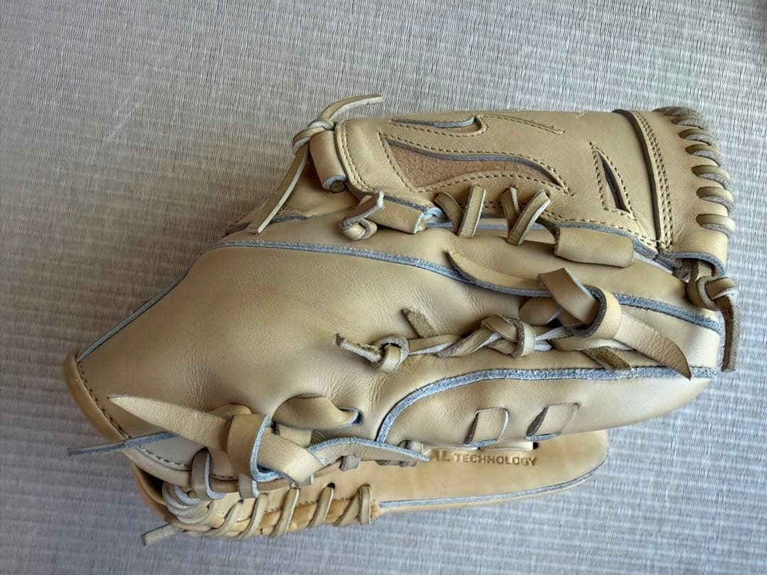 Wilson ウィルソン　硬式グローブ プレミアムキップレザー投手用 DB型