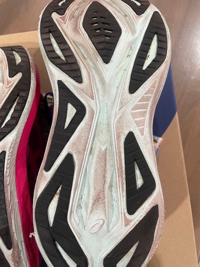 ASICS スーパーブラスト2