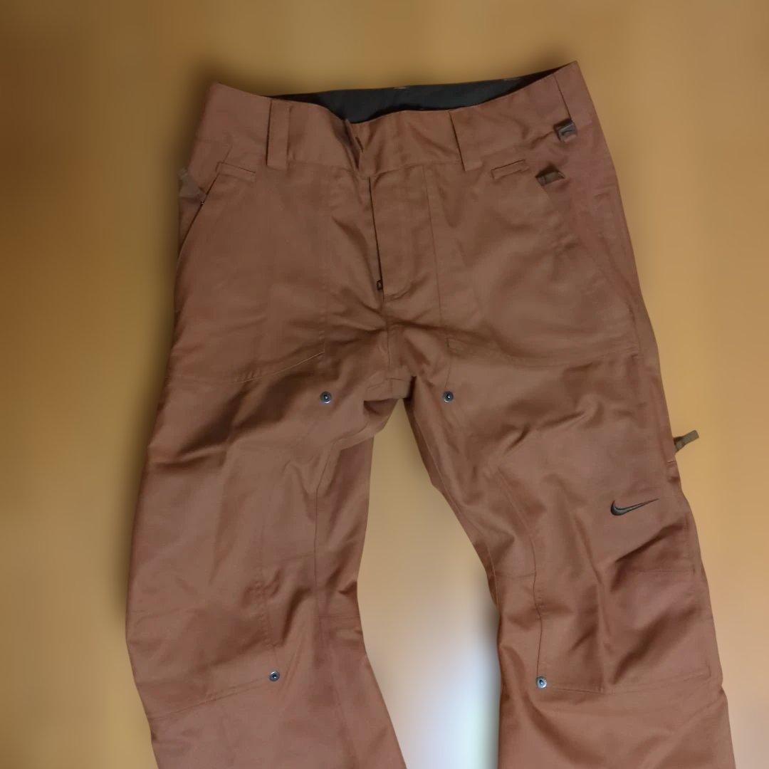 Nike スノーボードパンツ ブラウン
