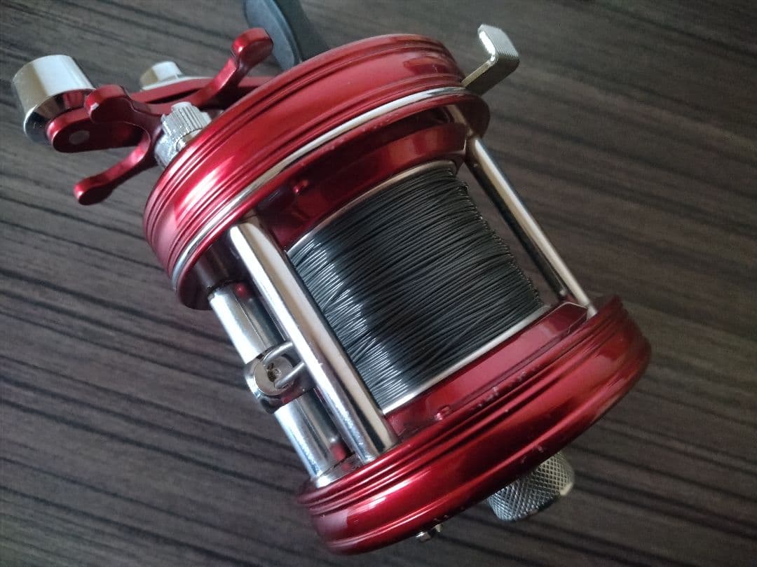 専用　アブ アンバサダー5500C Classic Red アブガルシア リール