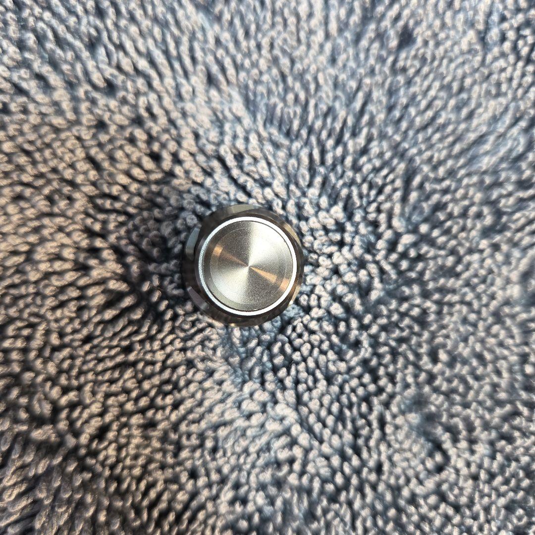 SLP WORKS カーボンハンドル　ハンドルキャップ　黒い特務機23リミテッド