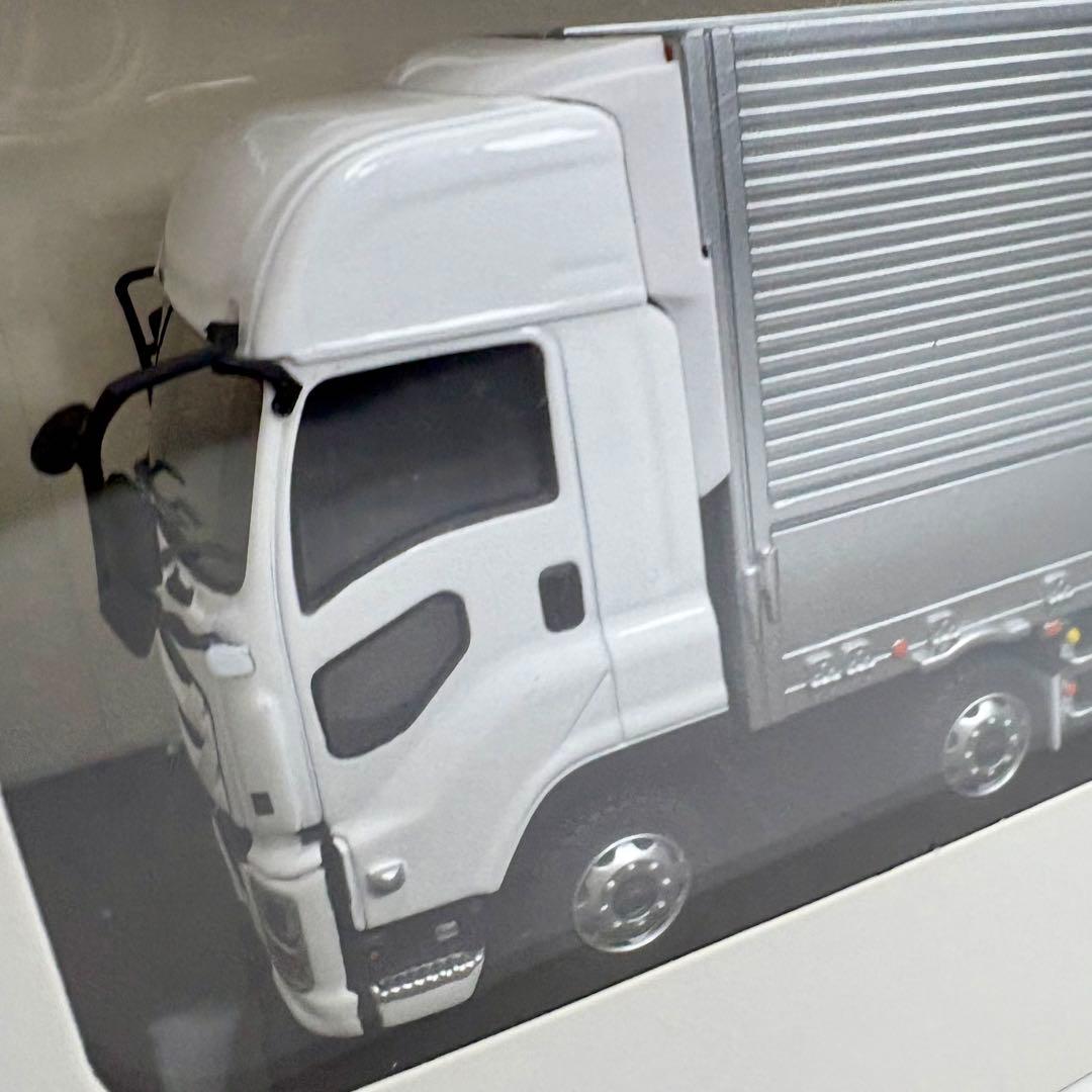 ISUZU GIGA いすゞ ギガ 1/43 ハイルーフ 4軸 ウイング 未開封