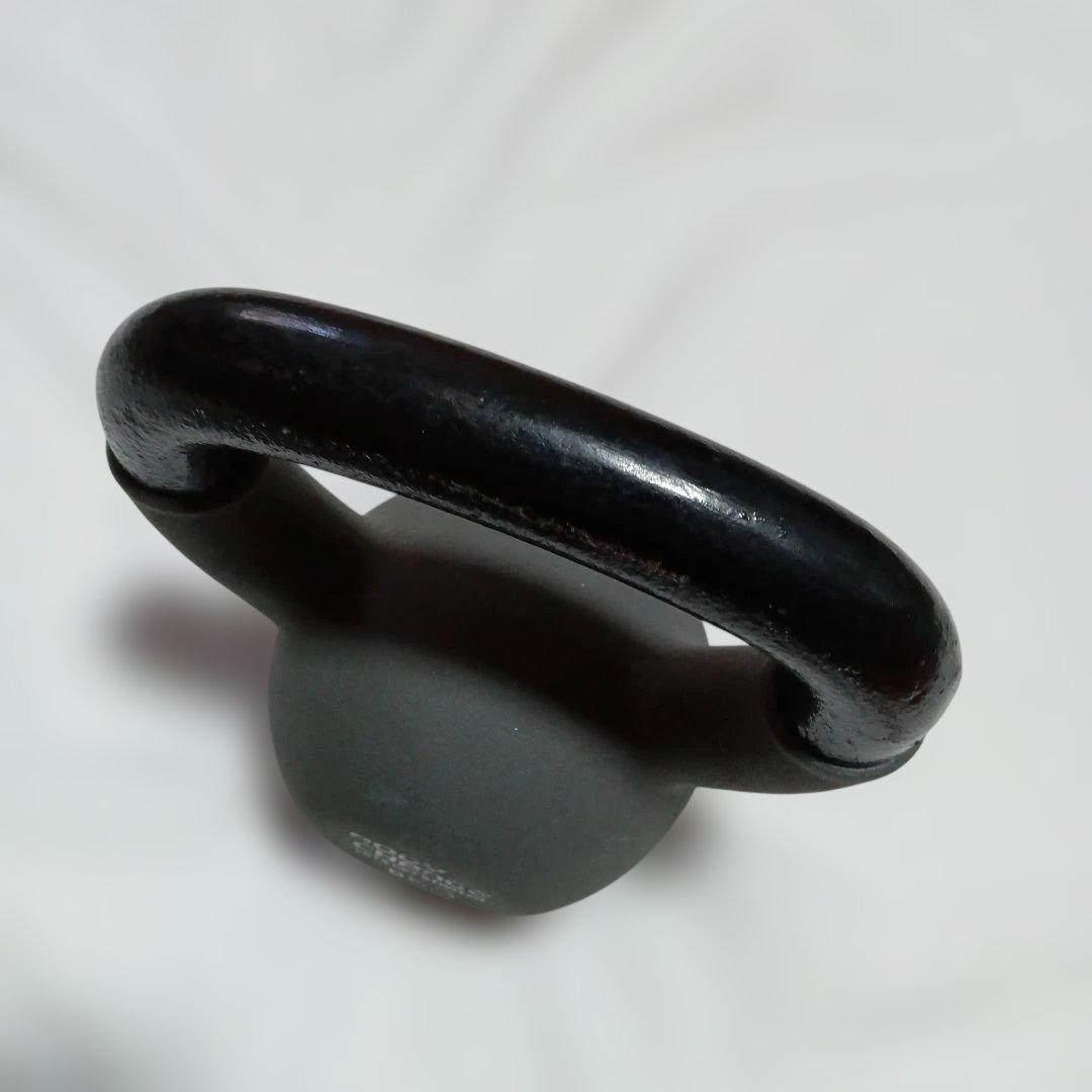 美品　8kg ケトルベル