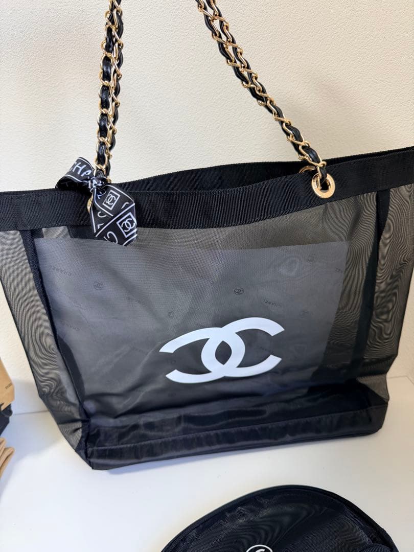 CHANEL ミニポーチ付き　デザイン 大容量 トートバッグ