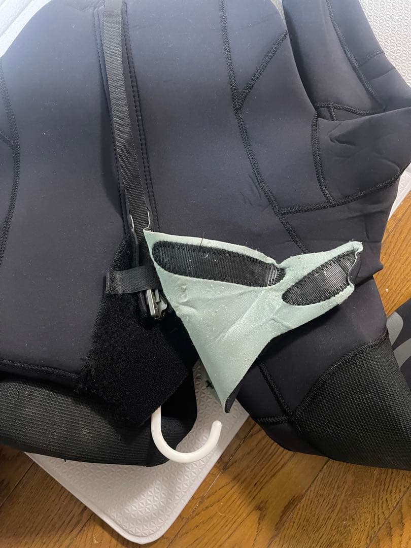 Hurley ウェットスーツ 黒 ヒョウ柄