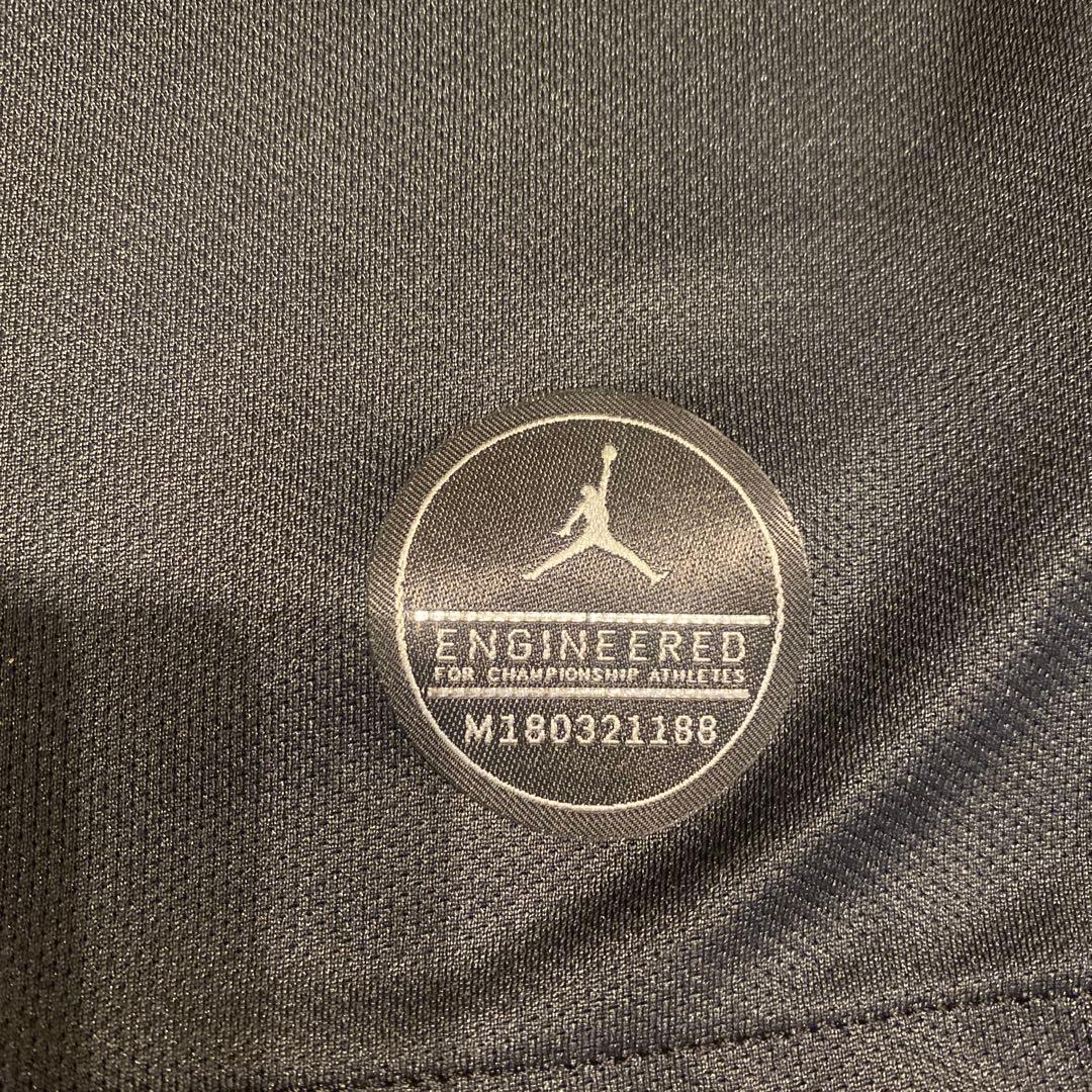 Jordan Paris Saint-Germain ブラックジャージ