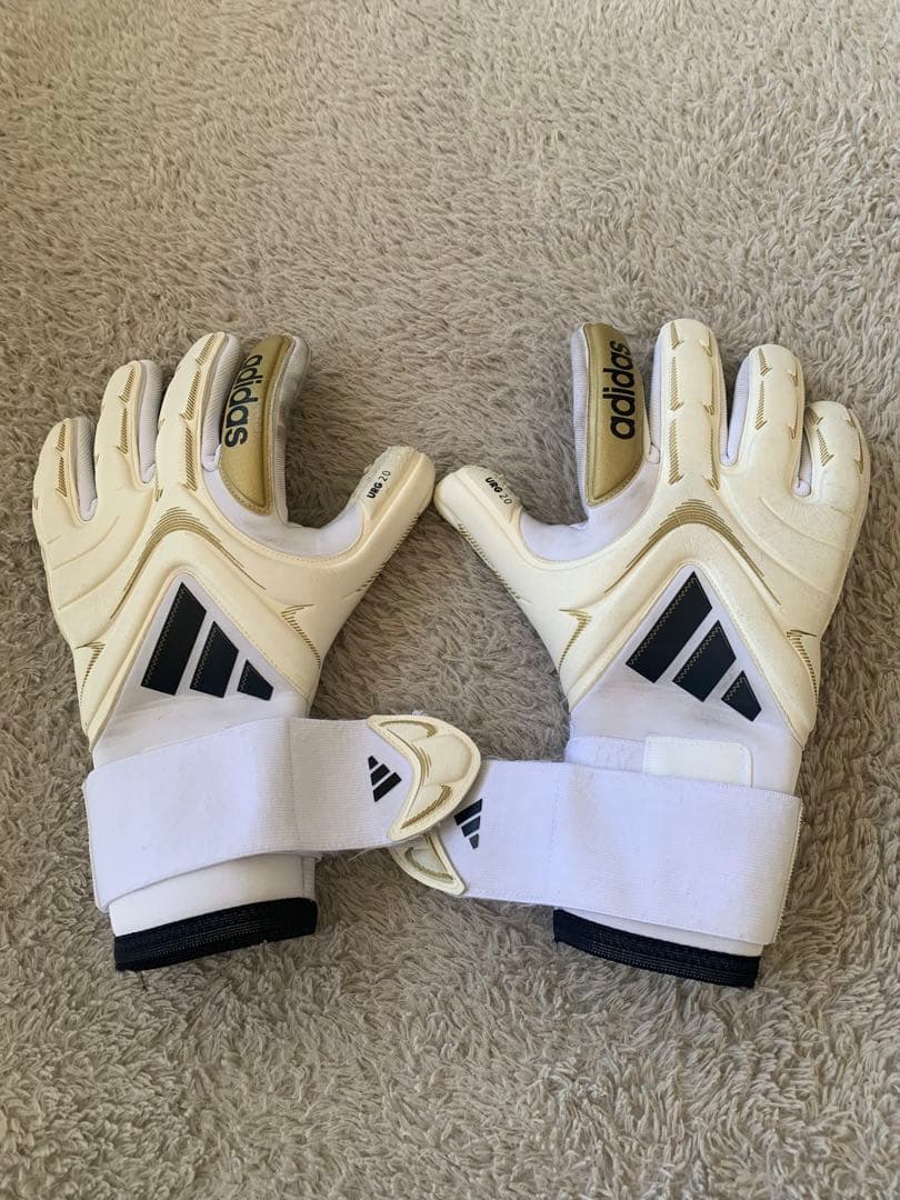 adidas サッカーウェア ゴールキーパー　グローブ セット