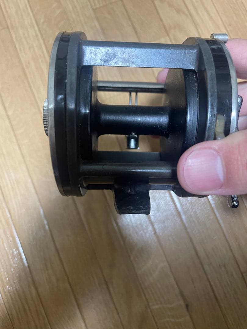RYOBI 80L アドベンチャー　両軸