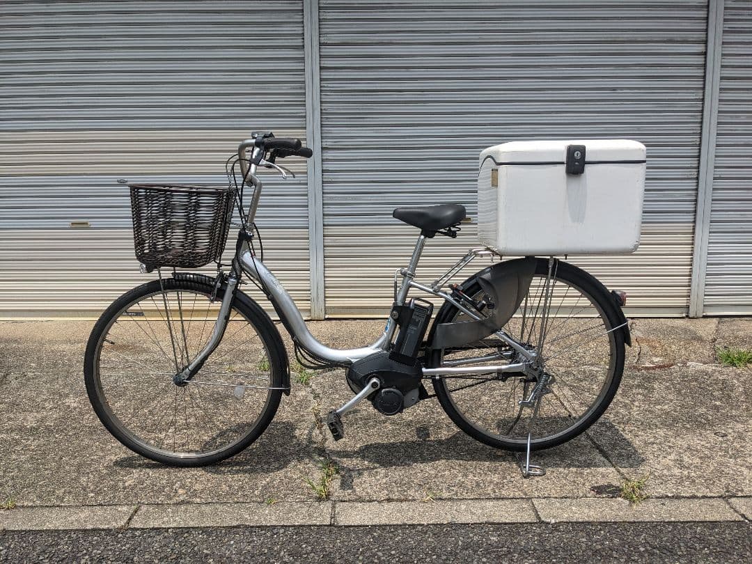 アシスト自転車 シルバー 前カゴ付ヤマハパスナチュラ　PAS　Natura横浜〜