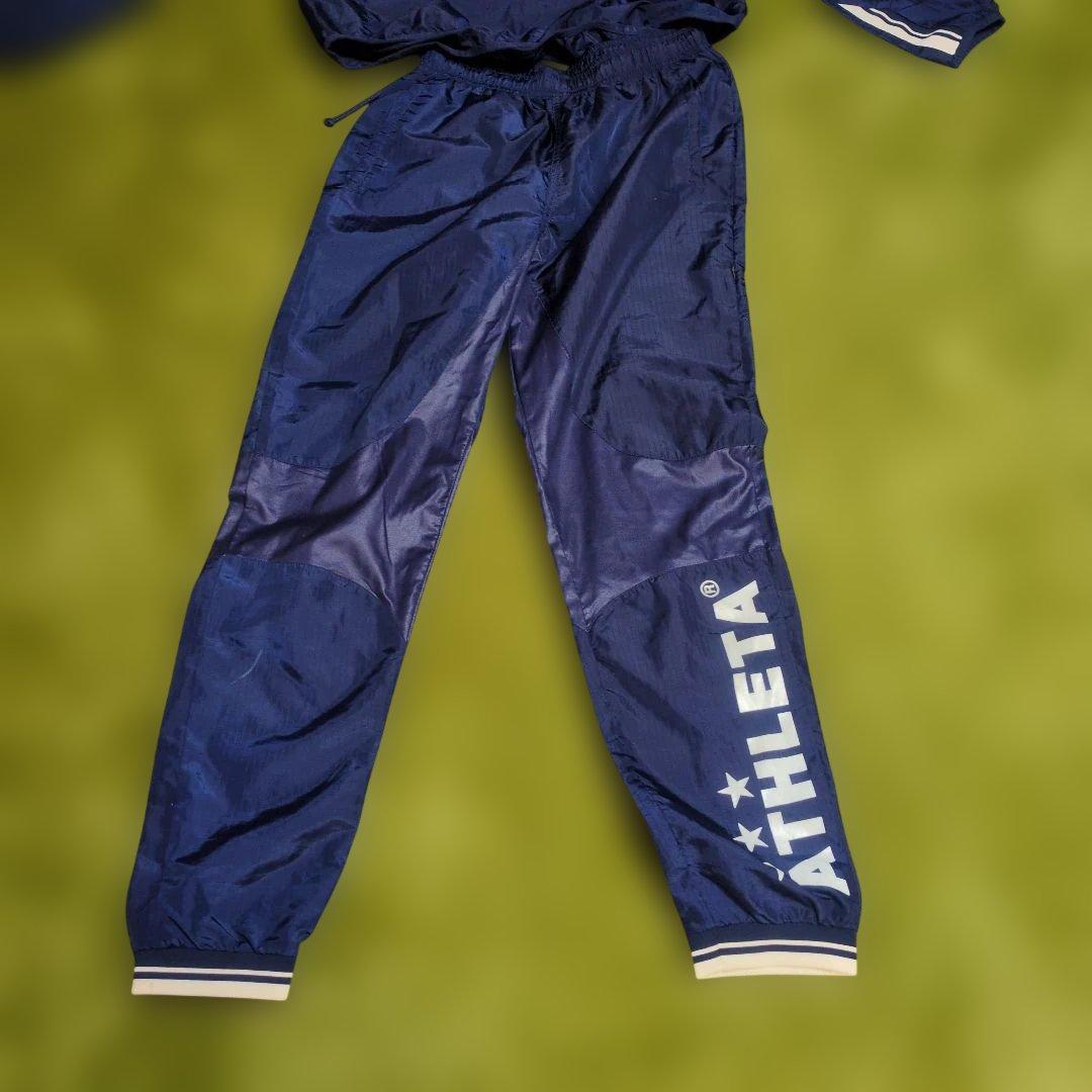 ATHLETA ネイビー ウィンドブレーカー