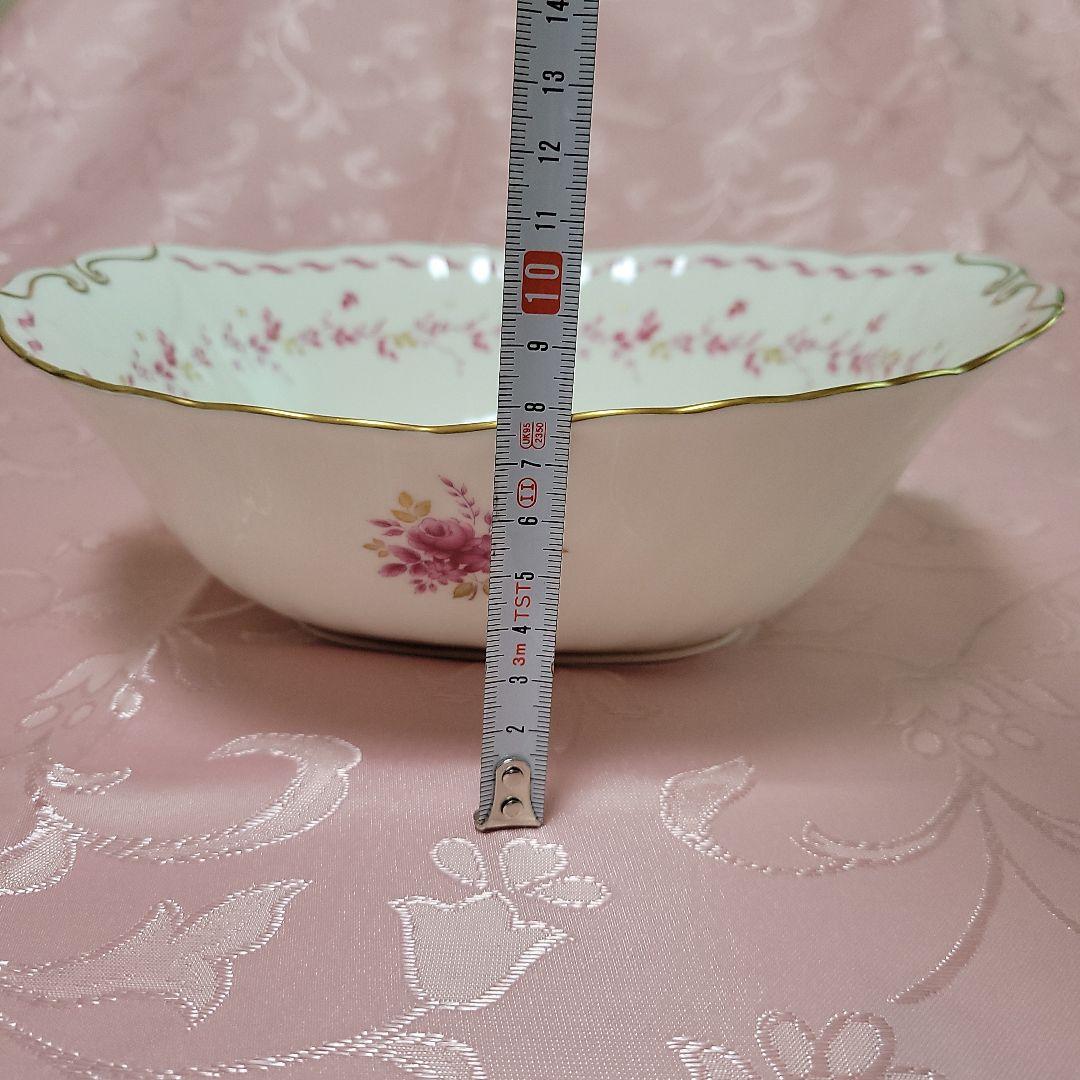 ノリタケ　食器　プレート　サラダボール　ボーンチャイナ　日本製