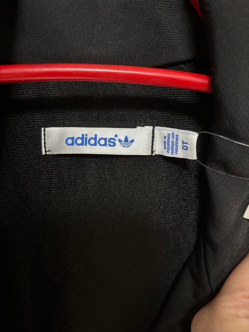 b*B様 adidas ブラック ジャージジャケット E98649