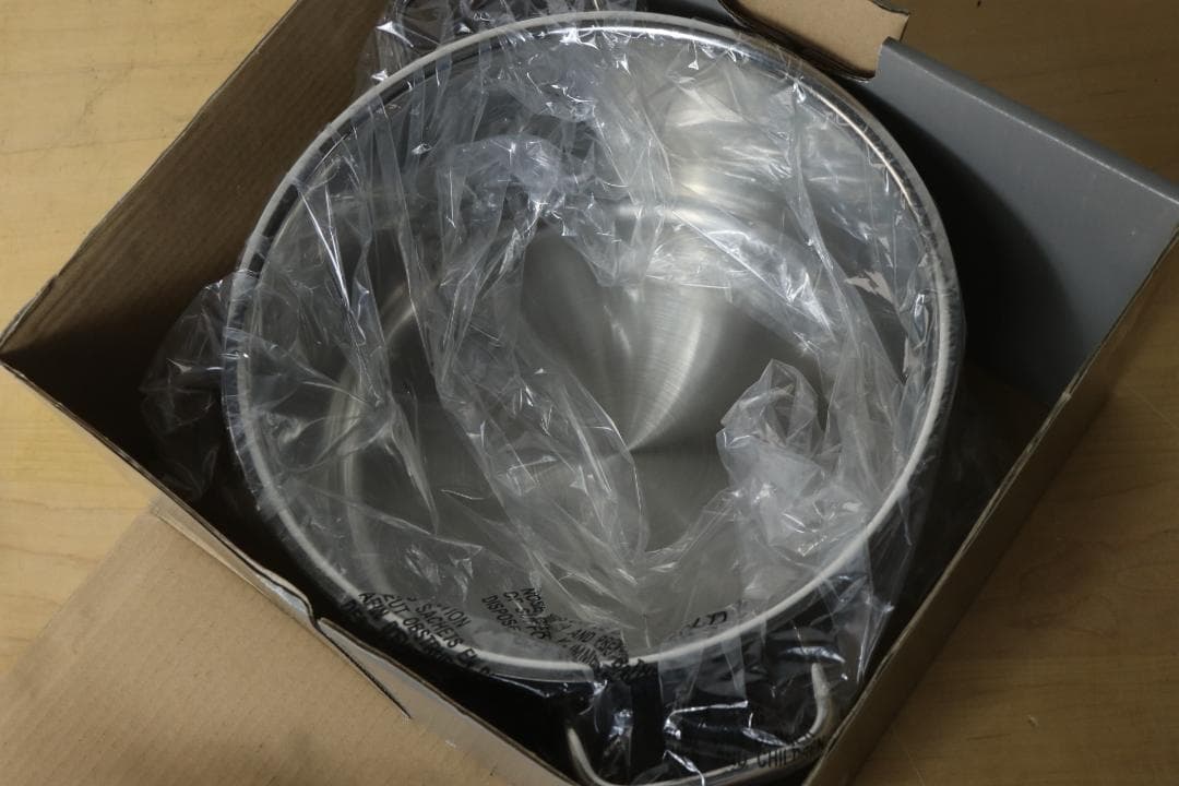 未使用 WMF ProfiSelect 両手鍋 24cm 5.7ℓ ステンレス