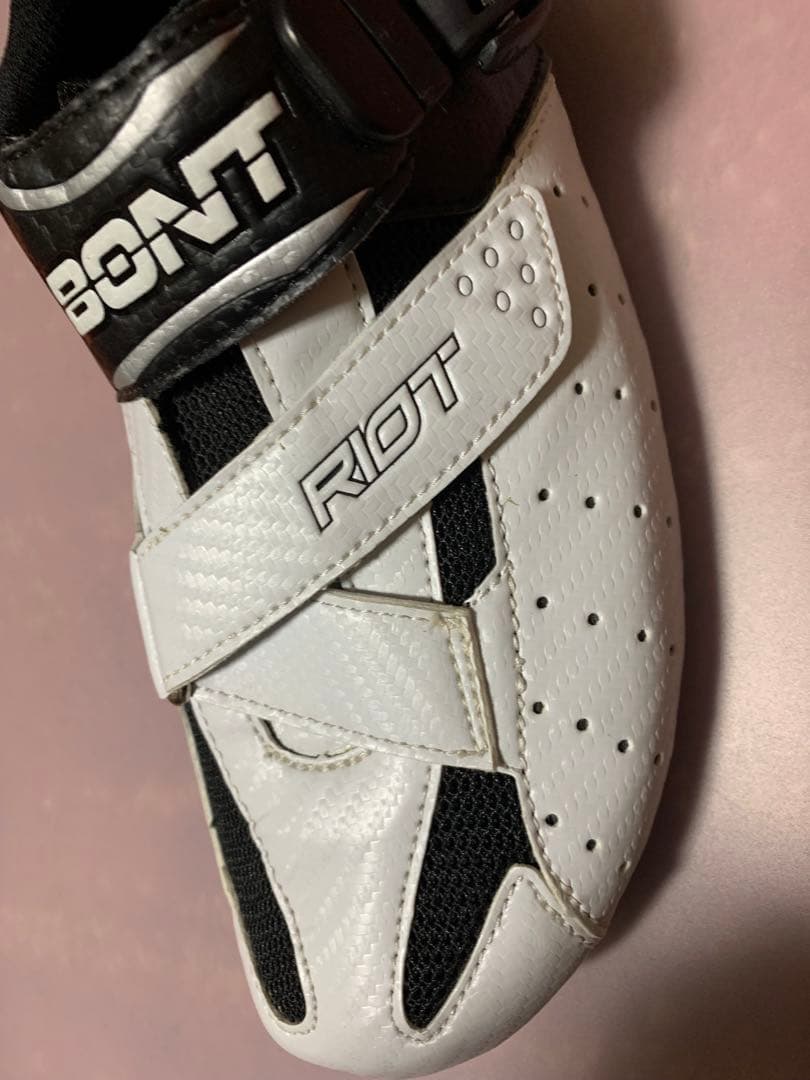 未使用　BONT RIOT 自転車　シューズ 27.5〜28.0cm 箱無し