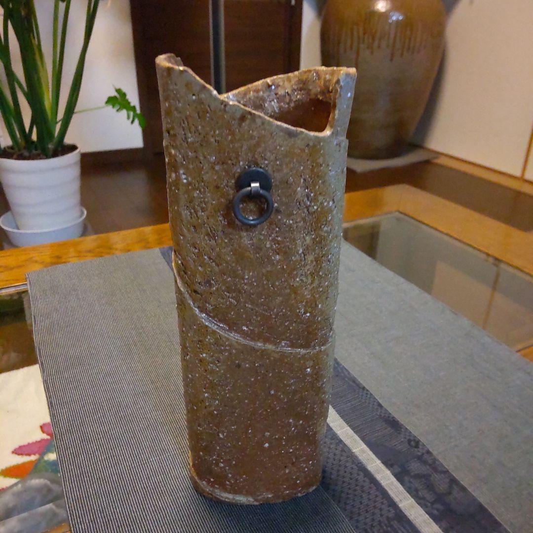掛け花入れ　備前焼