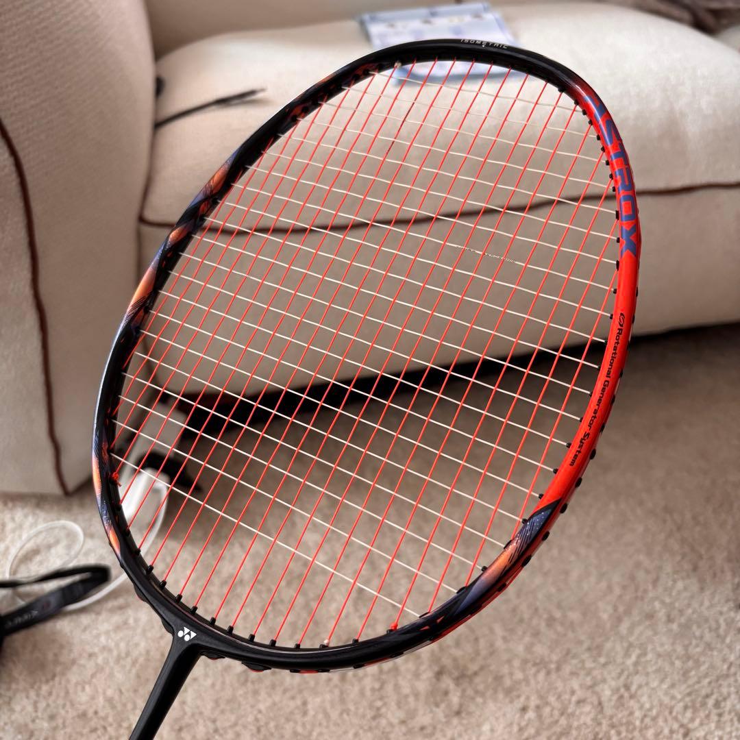 未使用に近い YONEX アストロクス 77プロ 4UG5