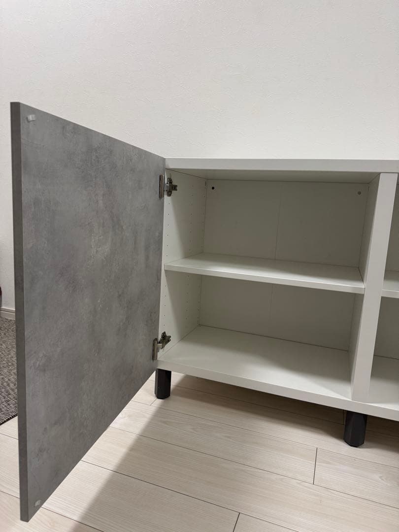 IKEA グレー、ホワイト木製オープンシェルフ