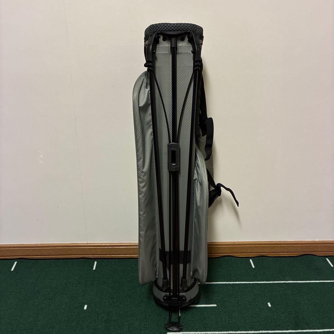 【ほぼ未使用】ゴルフ スタンドバッグ 軽量 小型 練習用 8本収納