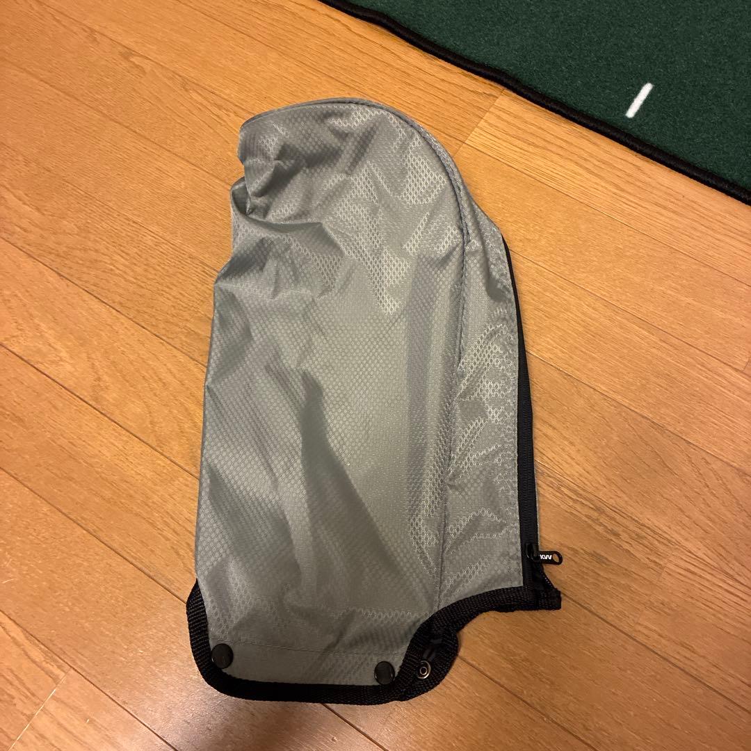 【ほぼ未使用】ゴルフ スタンドバッグ 軽量 小型 練習用 8本収納
