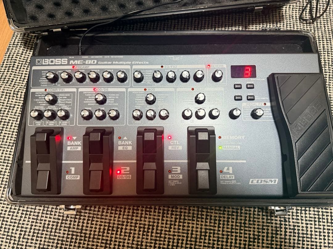 Boss me-80 アダプターとケース付き