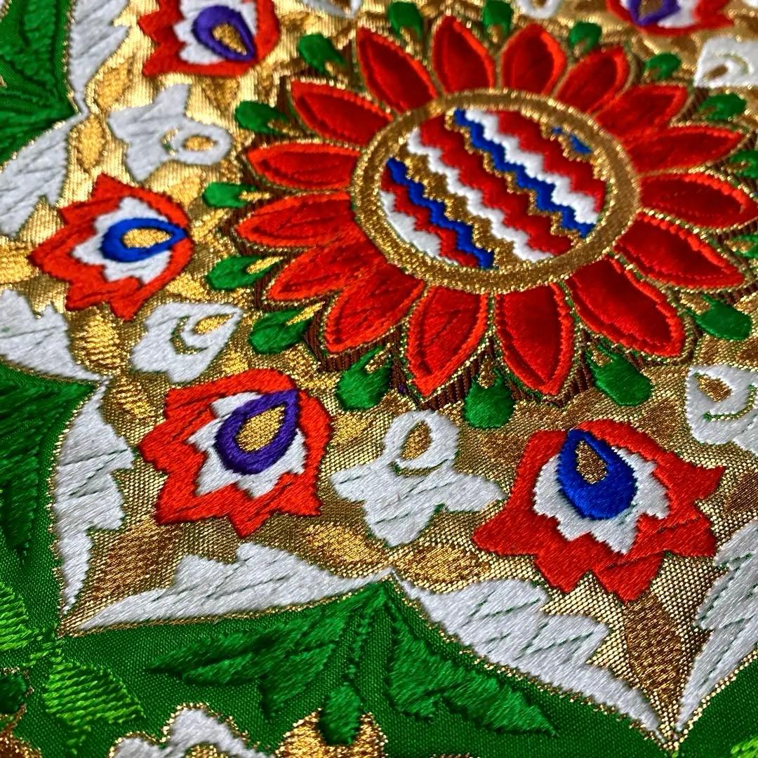 table runner 「唐織大華紋」帯リメイク　正絹　長尺