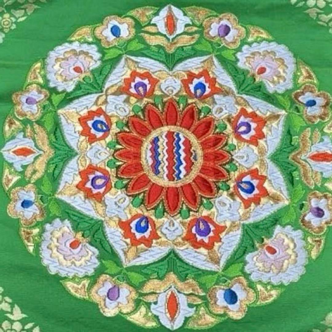 table runner 「唐織大華紋」帯リメイク　正絹　長尺