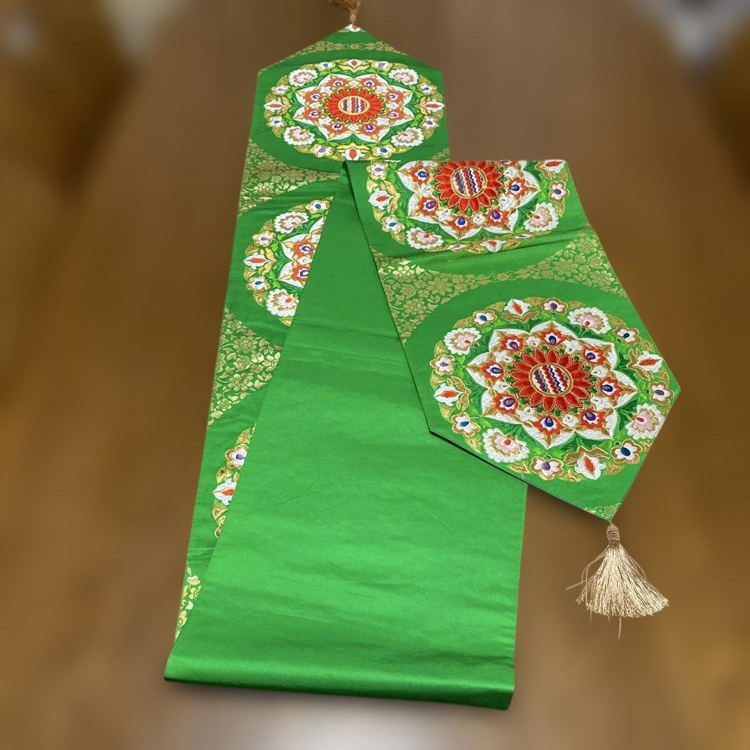 table runner 「唐織大華紋」帯リメイク　正絹　長尺