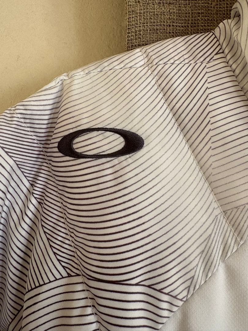Oakley ホワイト キルティング　ダウン　ジャケット