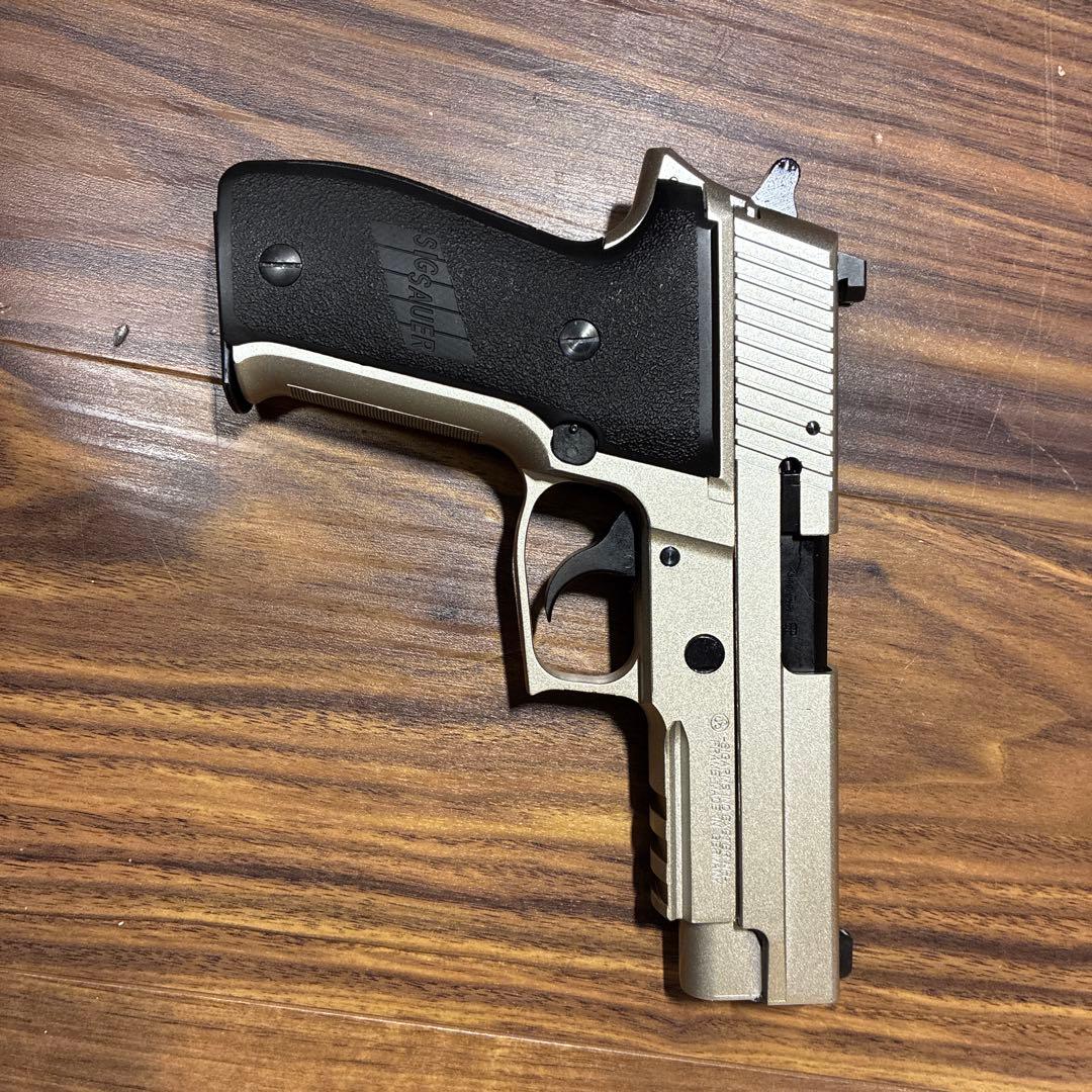 SIG SAUER P226 モデルガン 発火済