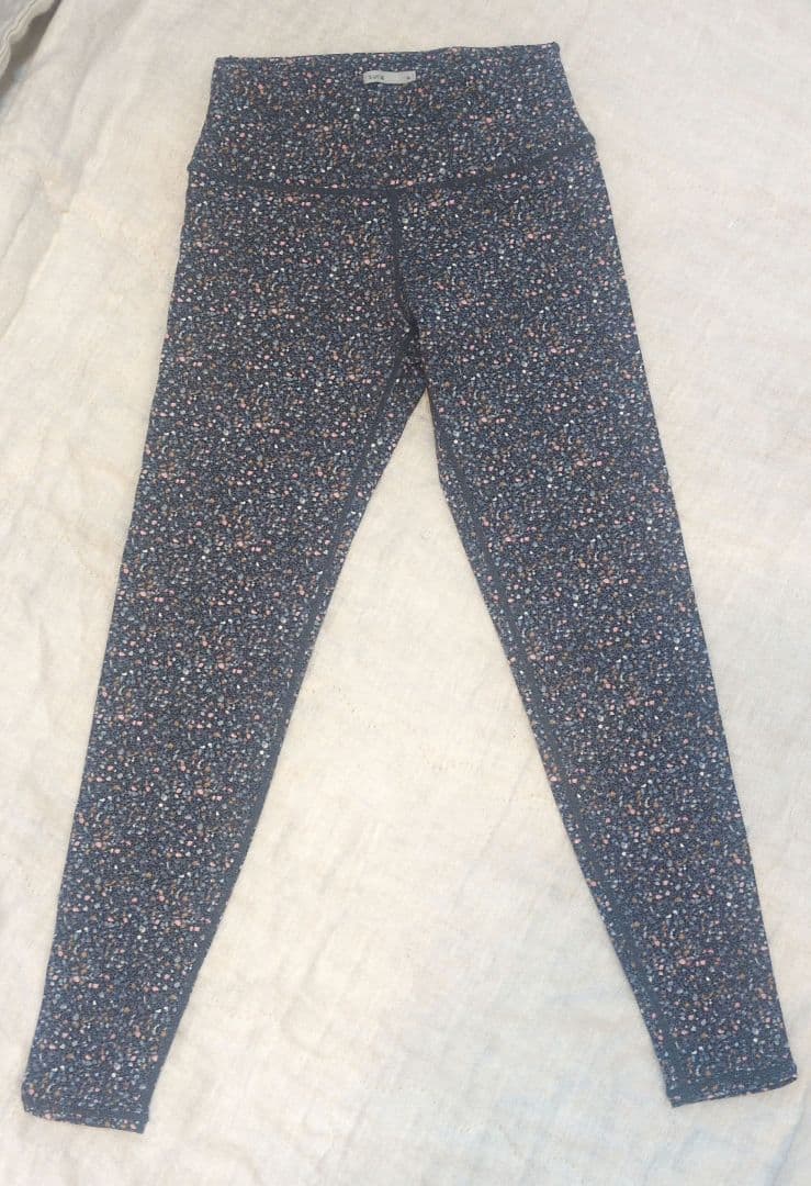 【美品】suria ヨガウェア　レギンス