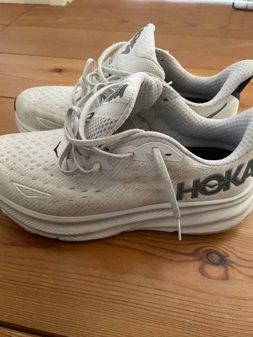 ホカオネオネ　HOKA ランニングシューズ サイズ25.5
