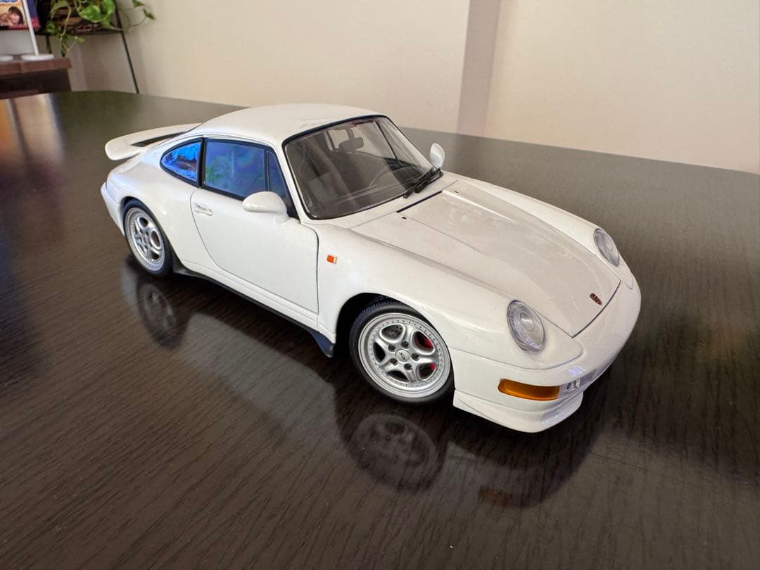 ポルシェ911 カレラRS 1/18サイズ