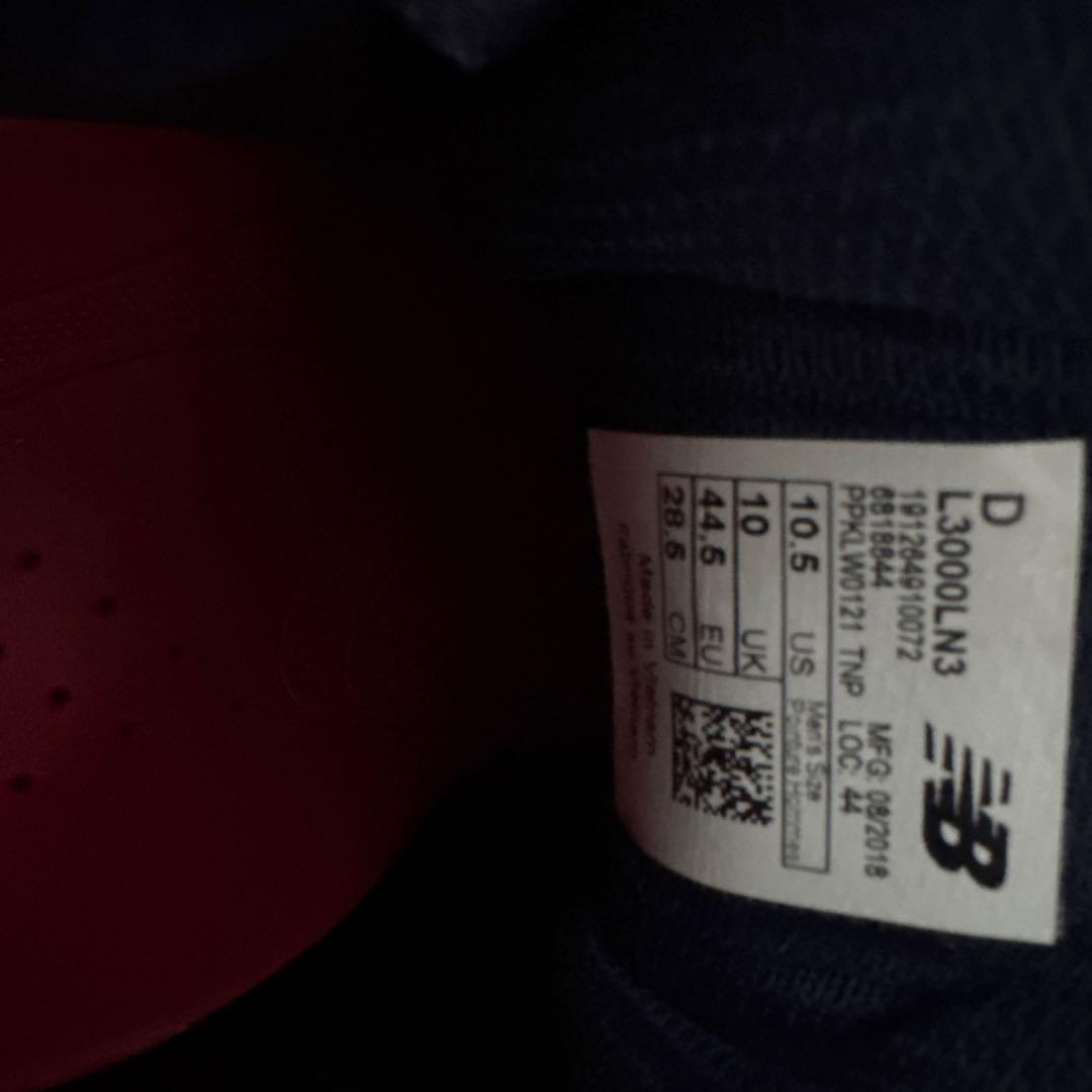 New Balance REVlite ネイビー/ホワイト スパイク