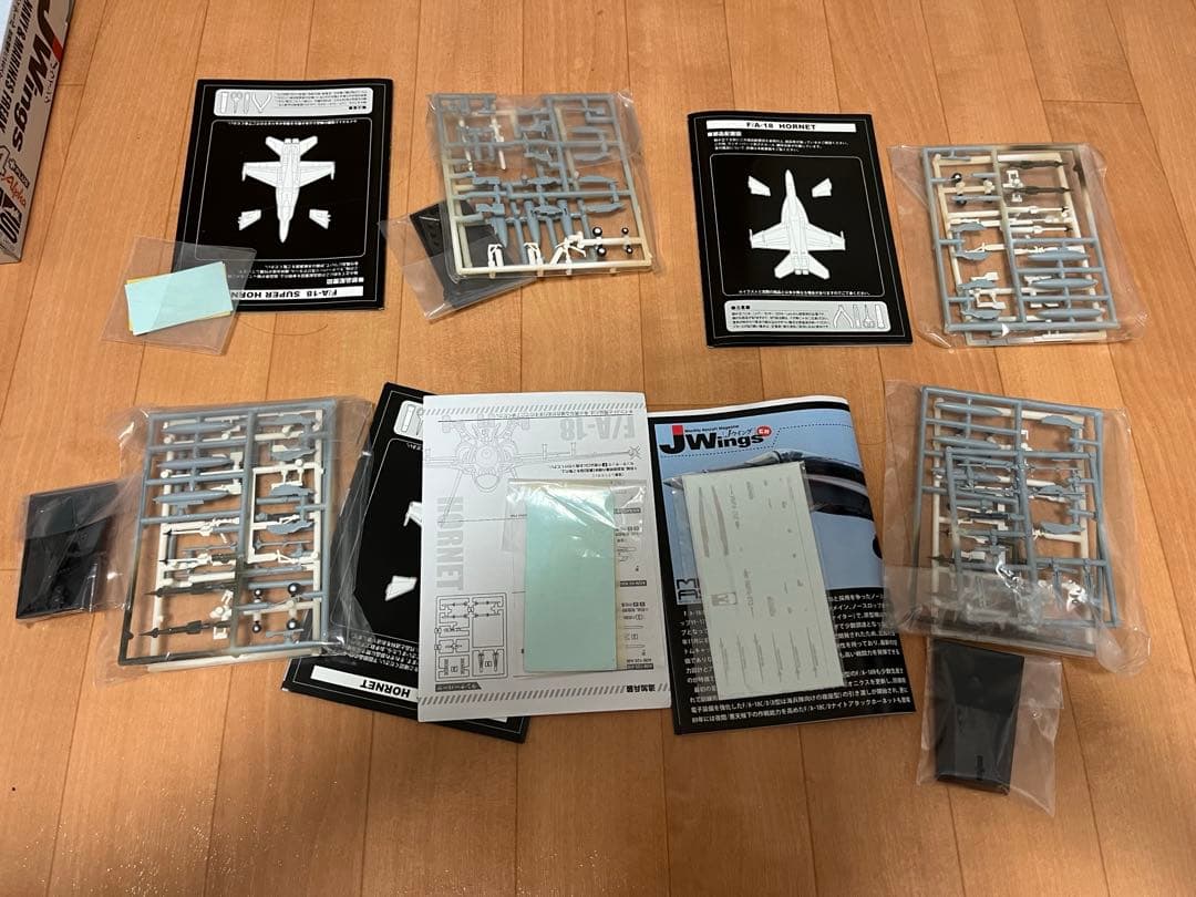 航空機・ヘリコプター Jwings F-toys F-18 F-4 A-7 1/144