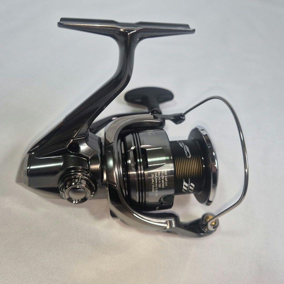 シマノ　24 ツインパワー　4000XG　スピニングリール