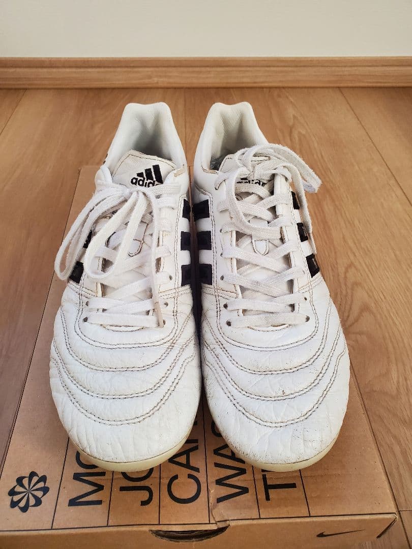 adidas パティーク グローロ 26cm
