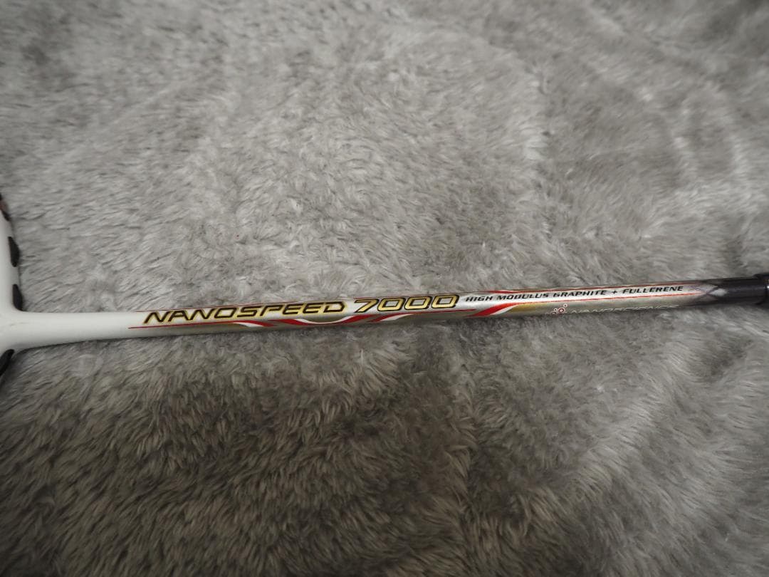 YONEX ナノスピード7000　3UG4