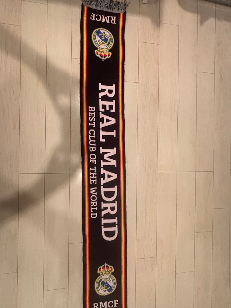 2015年REAL MADRID サッカースカーフ