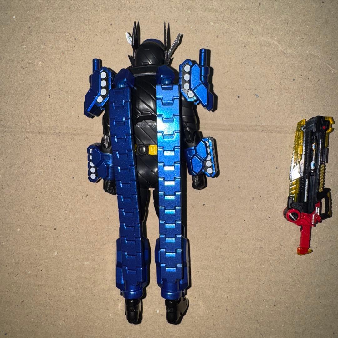(箱無し)S.H.Figuarts仮面ライダービルドタンクタンクフォーム