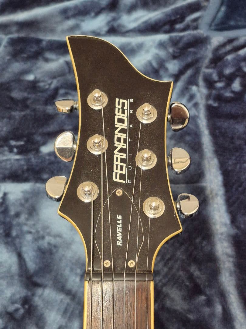 ギター FERNANDES RAVELLE