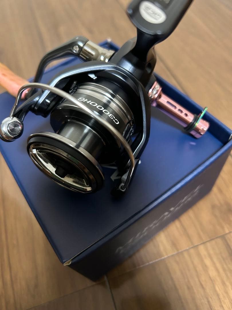 ゆ*た様 SHIMANO MIRAVEL C3000HG スピニングリール