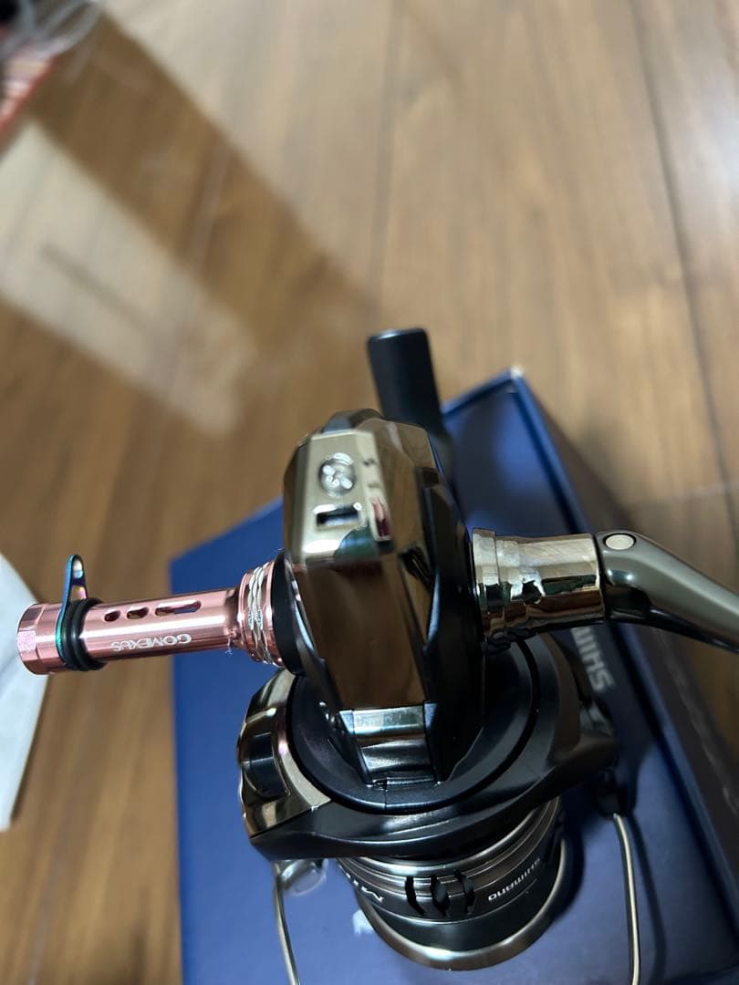 ゆ*た様 SHIMANO MIRAVEL C3000HG スピニングリール