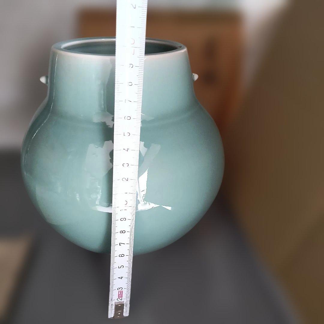 青磁 花瓶 木製箱付き