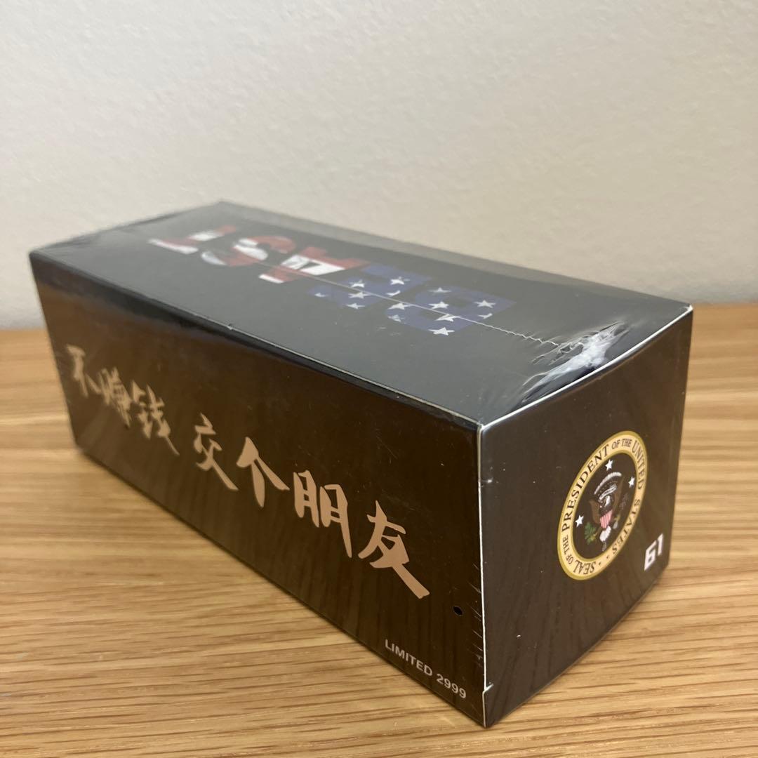 596 Model Cadillac Beast 1/64 ミニカー