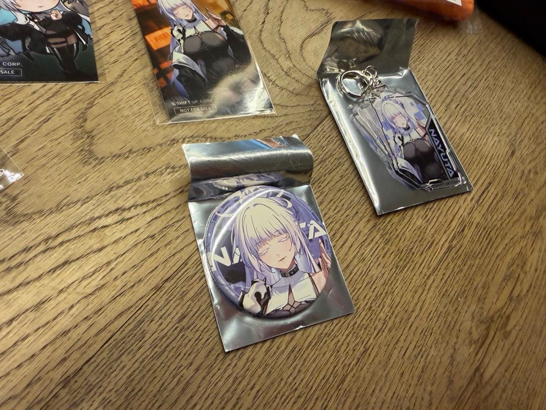 NIKKE TSUTAYA ナユタ　タペストリー、アクリルスタンドなど　6セット
