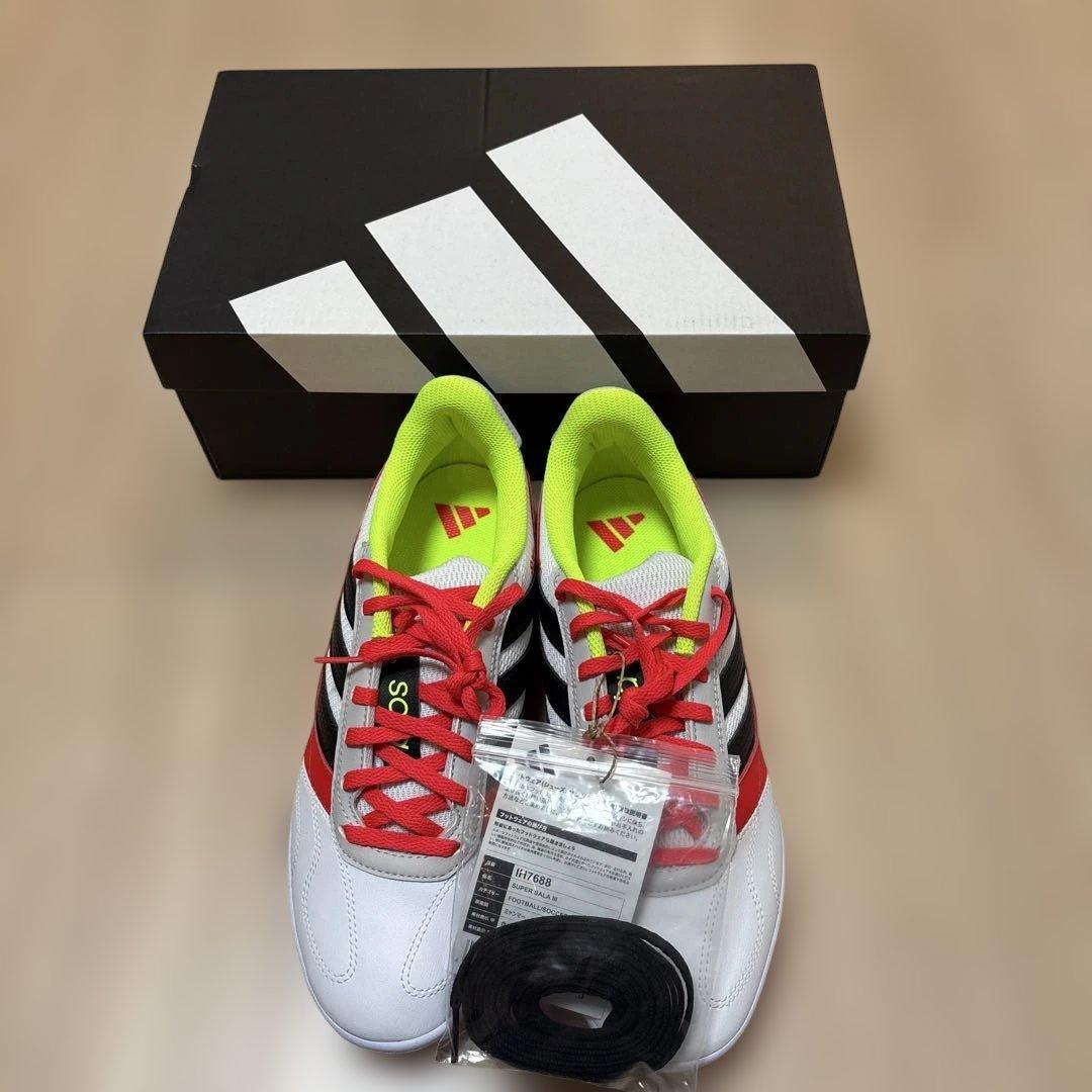 adidas フットサルシューズ 26センチ未使用