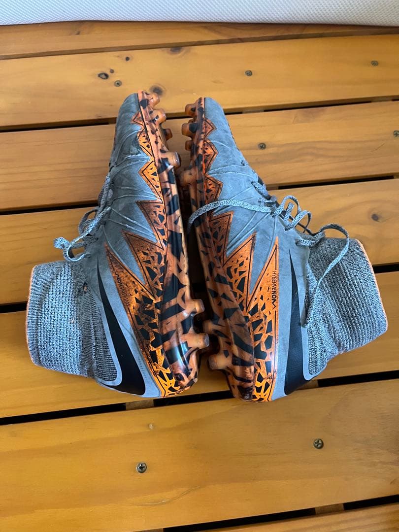 NIKE ハイパーヴェノムファントム2 FG