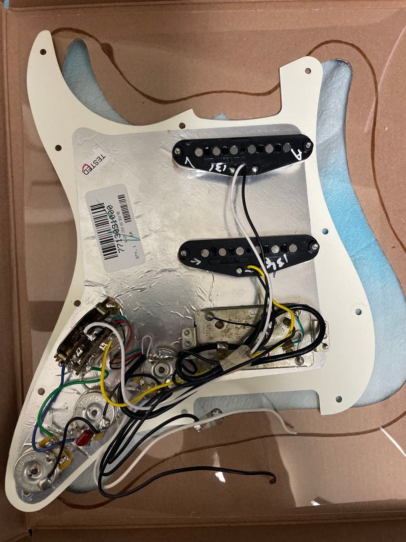 Fender Player ストラトキャスターSSH 電装系セット