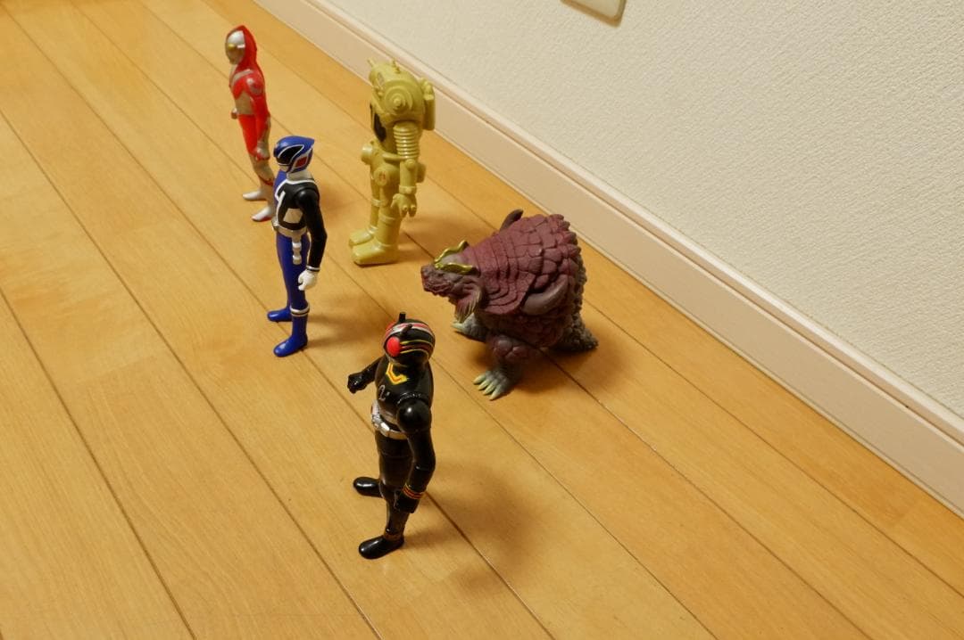 ソフビ人形　5体セット　昭和レトロ　ウルトラマン　怪獣　仮面ライダー　6-32